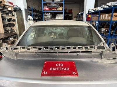 2012-2014 i30 ön panjur