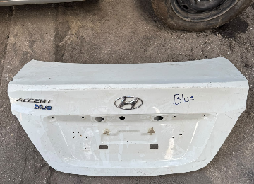Accent blue çıkma orj bagaj kapağı